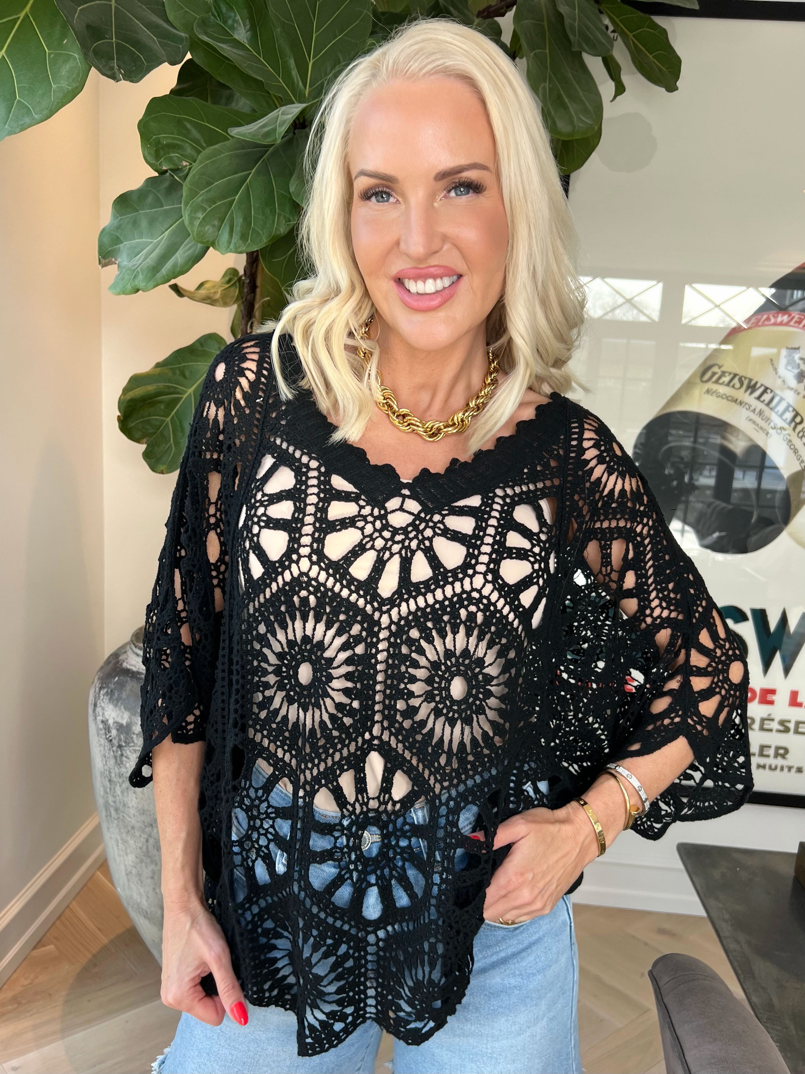 Laverna - Hæklet tunika i bomuld med fint hulmønster